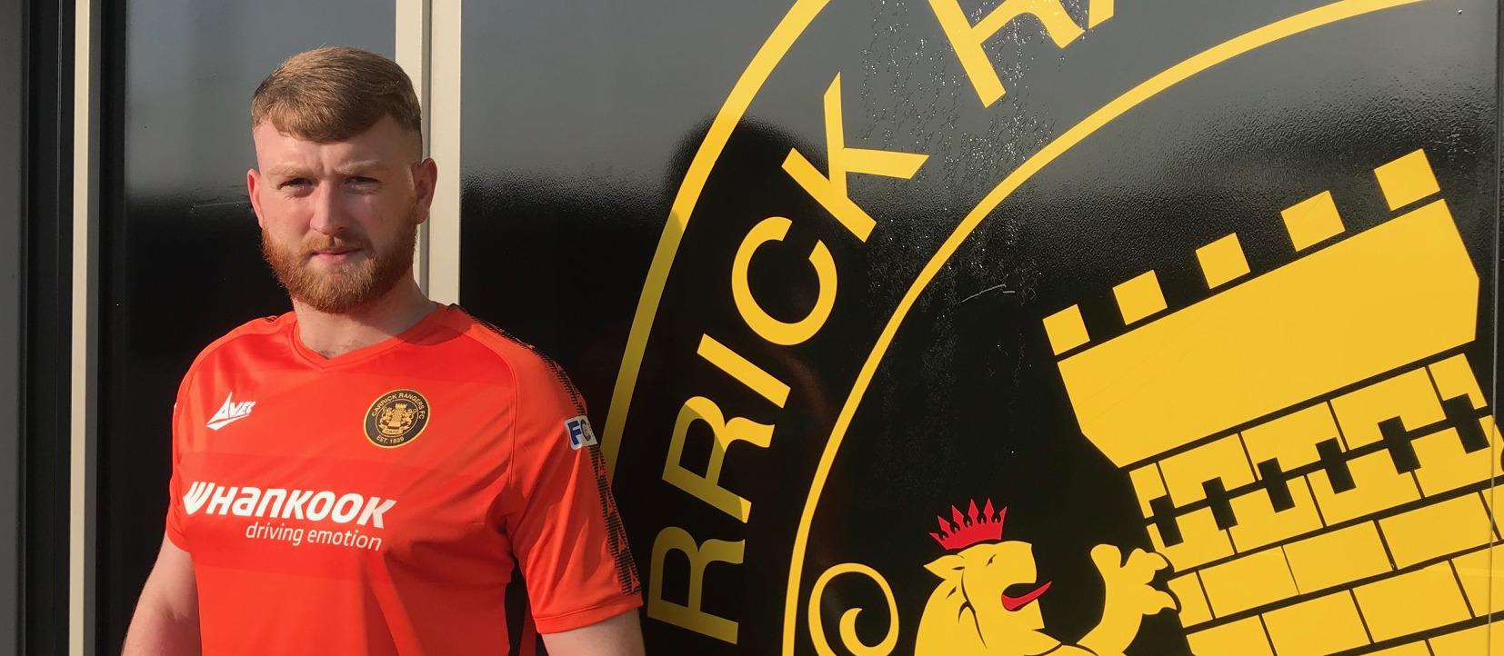 https://www.carrickrangers.co.uk/img/fearon-header.jpg